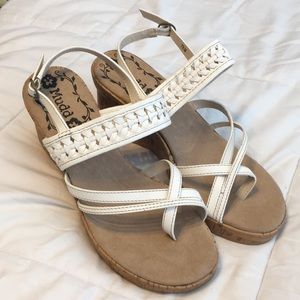Mudd wedge sandals